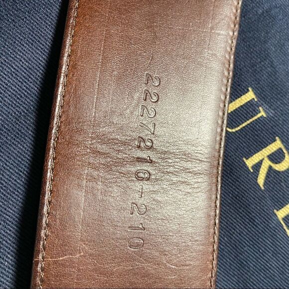 Ralph Lauren * Made in Italy Equestrian Inspired Brown Vachetta Horseshoe Belt